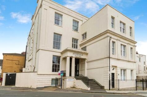 1 Bed Flat, Avondale House, SO15, N1 7GU