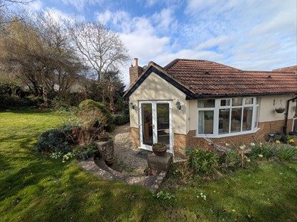 1 Bed Flat, Kingshill Road, GL11