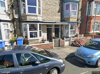 1 Bed Flat, Richmond Street, YO15