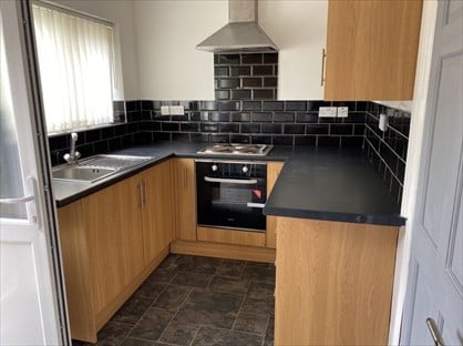 3 Bed Terraced House, Windsor Road, DN7