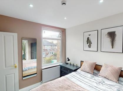 Room in a Shared House, Parrin Lane, M30