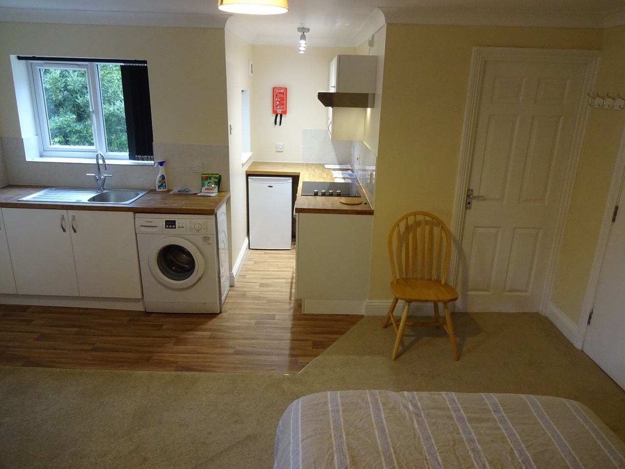 Additional image 3 of Studio Flat, Westridge Road, SO17, N1 7GU