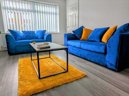 3 Bed Semi-Detached House, Overlinks Drive, M6