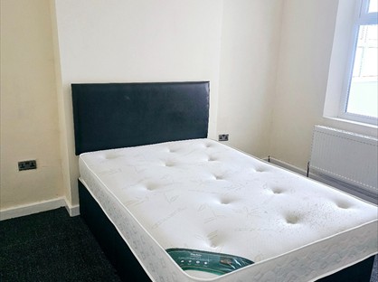 Room in a Shared House, Sydney Street, DE14