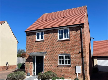 3 Bed Detached House, Holst Lane, CM6