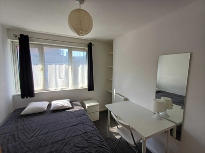 Room in a Shared House, Breaks Road, AL10