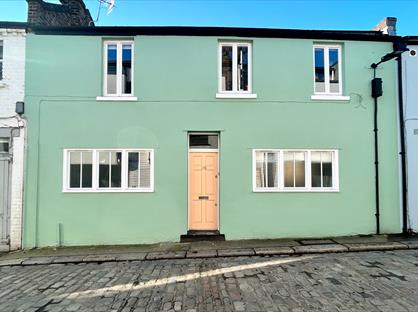 3 Bed Terraced House, Camden Mews, NW1