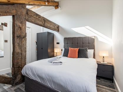 1 Bed Penthouse, Mill Street, BD1