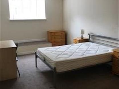 2 Bed Flat, John Knox Court, AB24