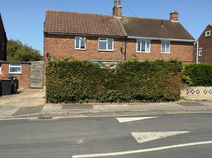 3 Bed Semi-Detached House, Stamper Crescent, NG17