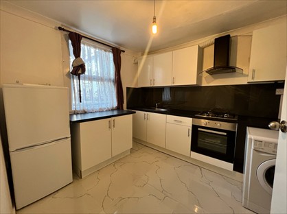 4 Bed Flat, Roman Road, E2