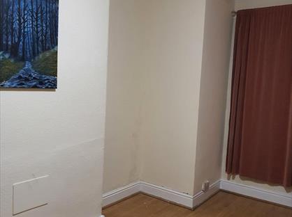Room in a Shared House, Leeds, LS11