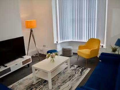 4 Bed Terraced House, Alderson Place, S2