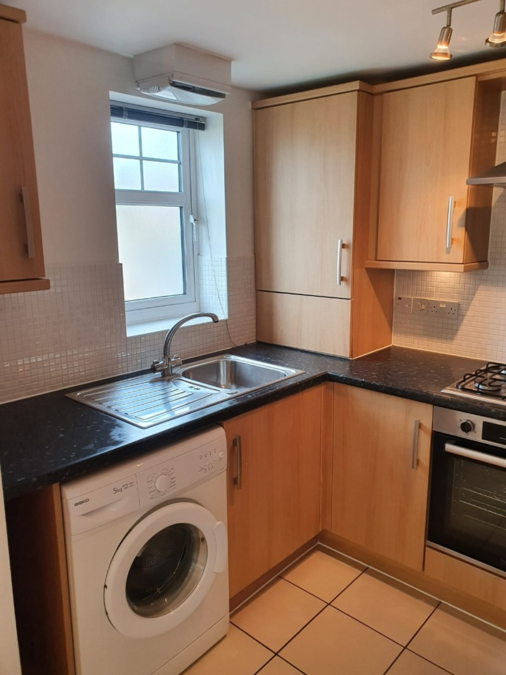 1 Bed Flat, Cobbett Road, SO18