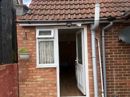 Studio Flat, Wadhurst Avenue, LU3