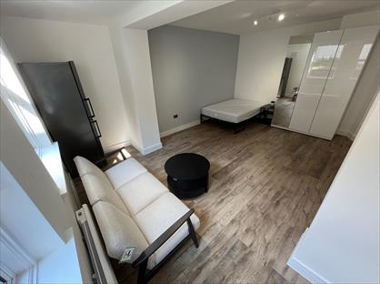Studio Flat, Junction Road, N19