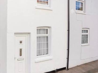 2 Bed Terraced House, Wyles Street, ME7