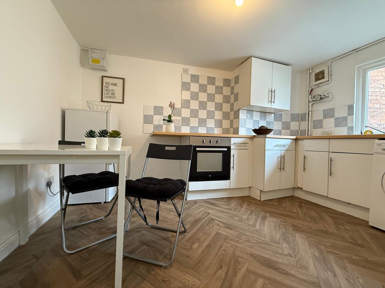 Additional image 2 of 1 Bed Flat, Humberstone Gate, LE1, N1 7GU