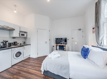 Studio Flat, Denmark Hill, SE5
