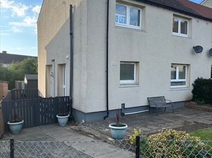4 Bed Semi-Detached House, Laburnum Place, EH22