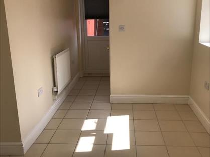 Studio Flat, Mitcham Road, CR0