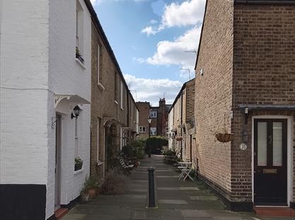 2 Bed Terraced House, Lancaster Cottages, TW10
