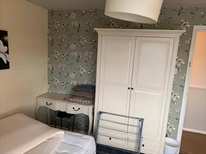 Room in a Shared House, John St, LS19