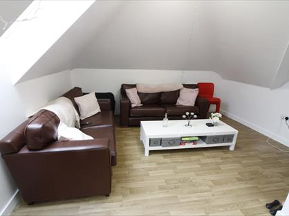 6 Bed Flat, Greenhill Road, SO22