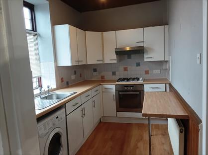 1 Bed Flat, Rochdale Road, OL16