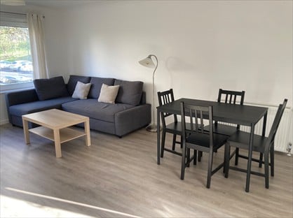 Room in a Shared Flat, St. Mungo Avenue, G4