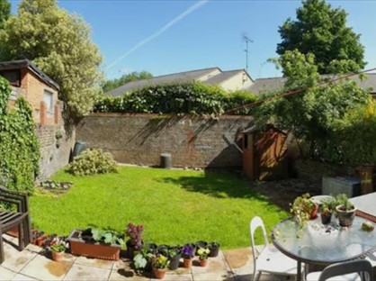 Room in a Shared House, Alvington Crescent, E8