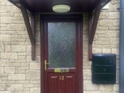 1 Bed Flat, New Road, SP8