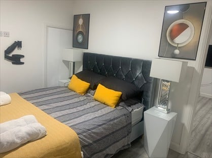1 Bed Flat, Walk To Train & Incl. Bills, CB1