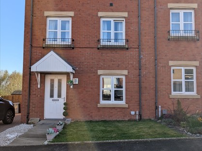 4 Bed Semi-Detached House, Thorn Avenue, G72