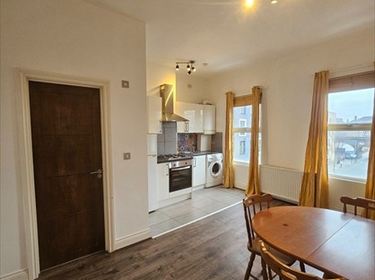 1 Bed Flat, Homerton High Street, E9
