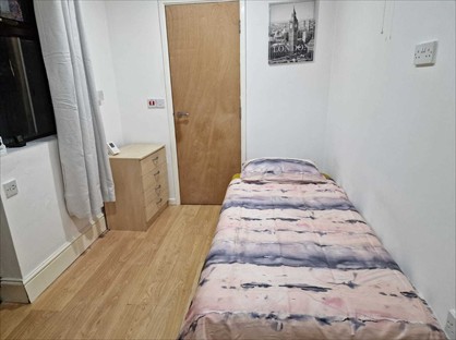 Room in a Shared House, Pinfold St. Extension, WS10