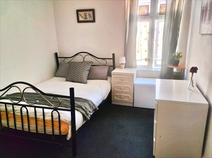 Room in a Shared House, Stringes Lane, WV13