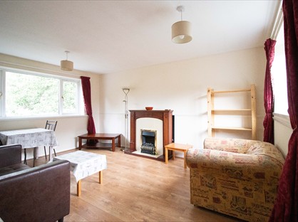 2 Bed Flat, Beechburn Walk, NE4