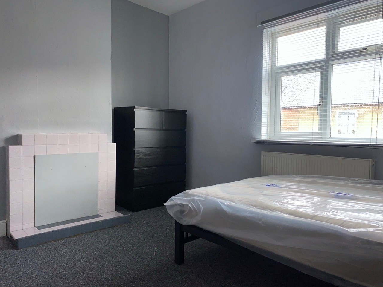 Additional image 2 of Room in a Shared House, Blenheim Road, RG1, N1 7GU