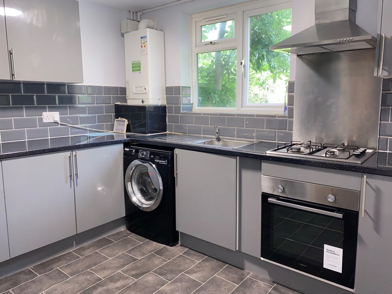 Additional image 6 of Room in a Shared House, Blenheim Road, RG1, N1 7GU