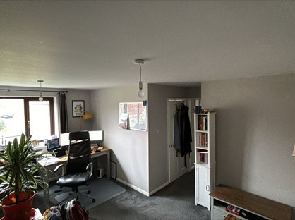 1 Bed Flat, Wolsey Road, TW16