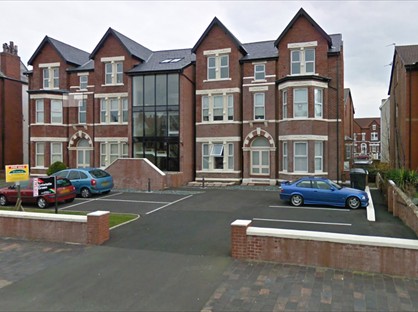 2 Bed Flat, Lathom Road, PR9