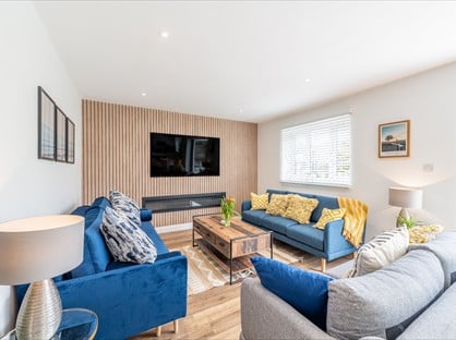 5 Bed Bungalow, Naish Road, BH25