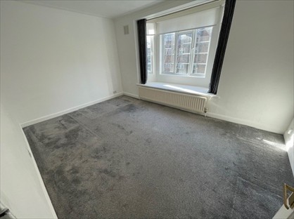 1 Bed Flat, Hillcrest Court, NW2