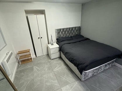 Studio Flat, Greenbank Road, BD15