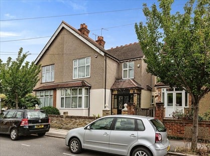 5 Bed Semi-Detached House, Derby Road, UB8