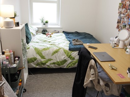 4 Bed Flat, Greenhill Road, SO22