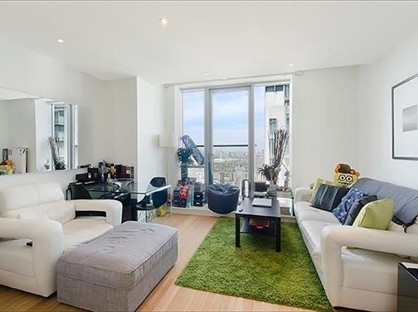 1 Bed Flat, Pan Peninsula Square, E14