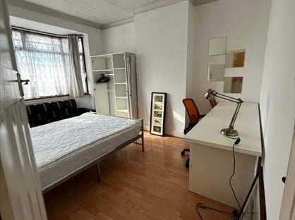Room in a Shared House, Millmark Grove, SE14