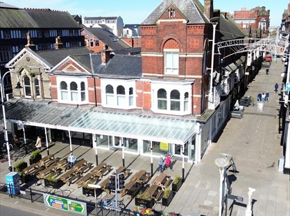 2 Bed Flat, Scarisbrick Avenue, PR8